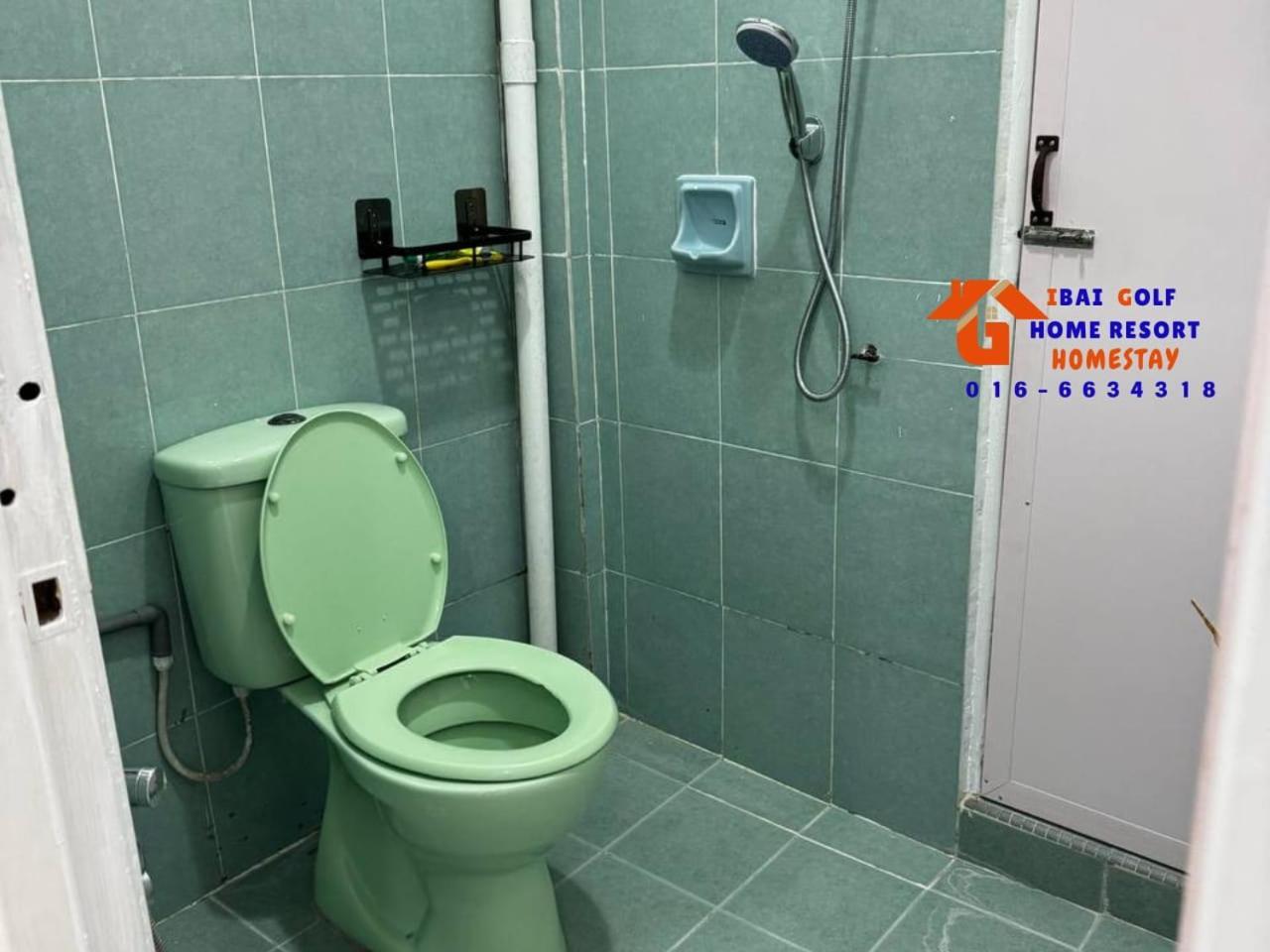 Ibai Golf Home Resort Homestay Kuala Terengganu Ngoại thất bức ảnh