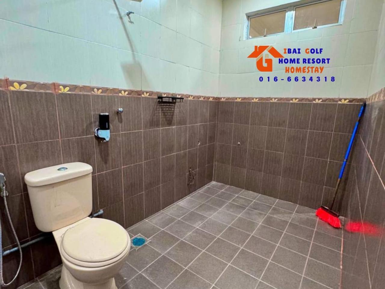 Ibai Golf Home Resort Homestay Kuala Terengganu Ngoại thất bức ảnh